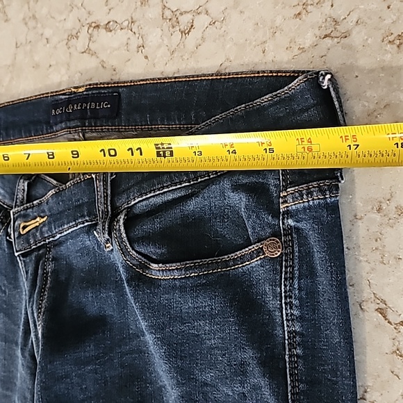 Rock & Republic size 16 denim crop pants - Picture 6 of 7